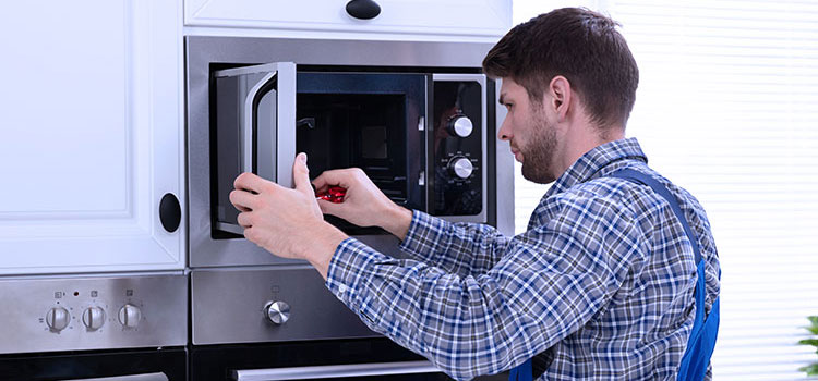 Avantgarde Residential Microwave Repair in Kingston